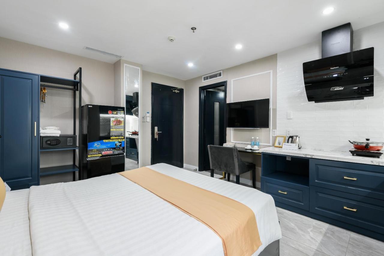 Cozrum Lux - The Arrivals Hotel Ho Chi Minh City Exterior photo