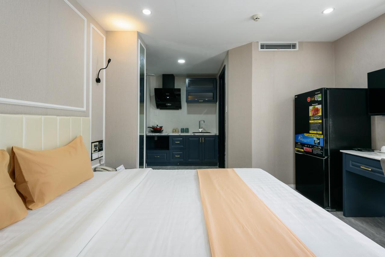 Cozrum Lux - The Arrivals Hotel Ho Chi Minh City Exterior photo