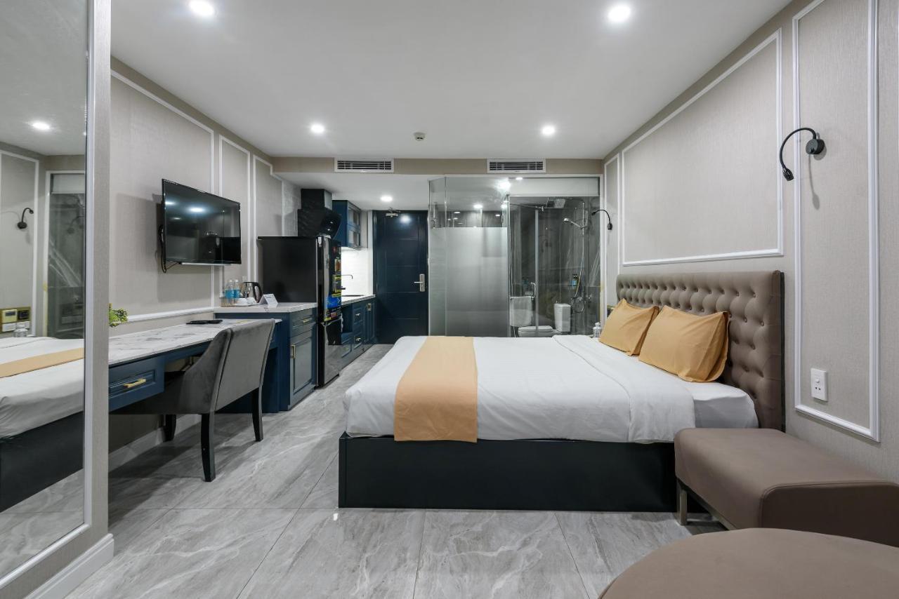 Cozrum Lux - The Arrivals Hotel Ho Chi Minh City Exterior photo