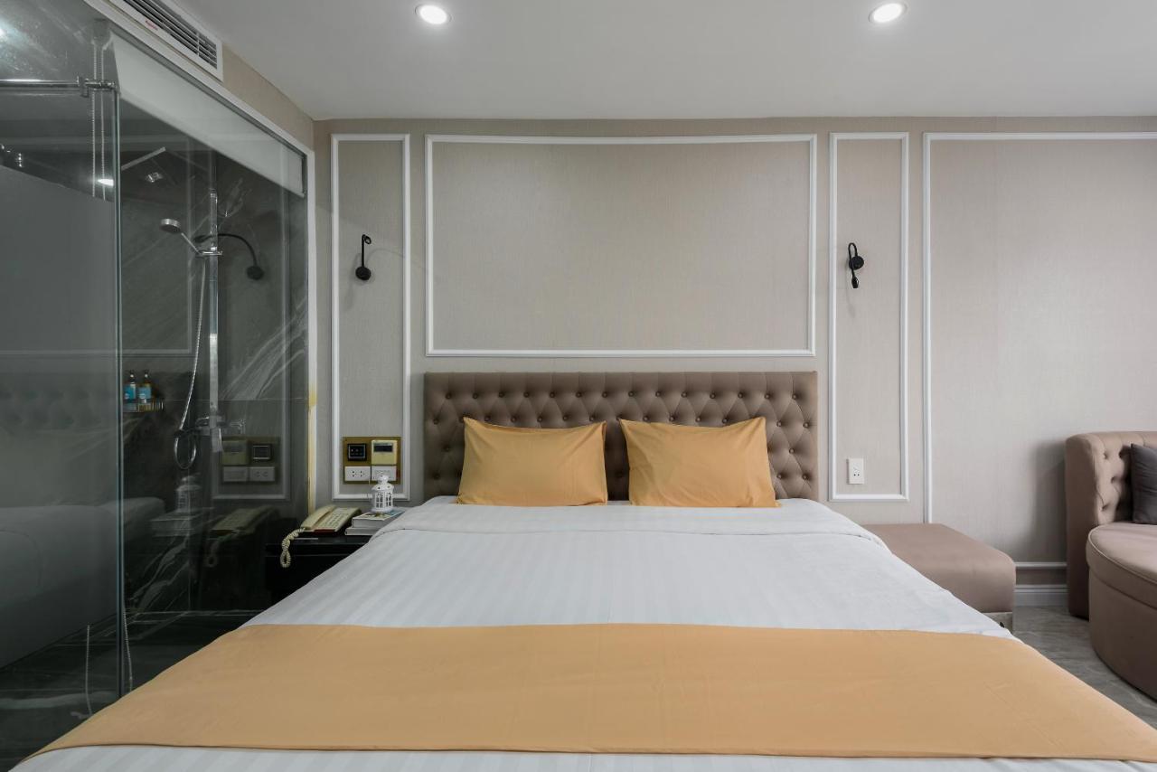Cozrum Lux - The Arrivals Hotel Ho Chi Minh City Exterior photo