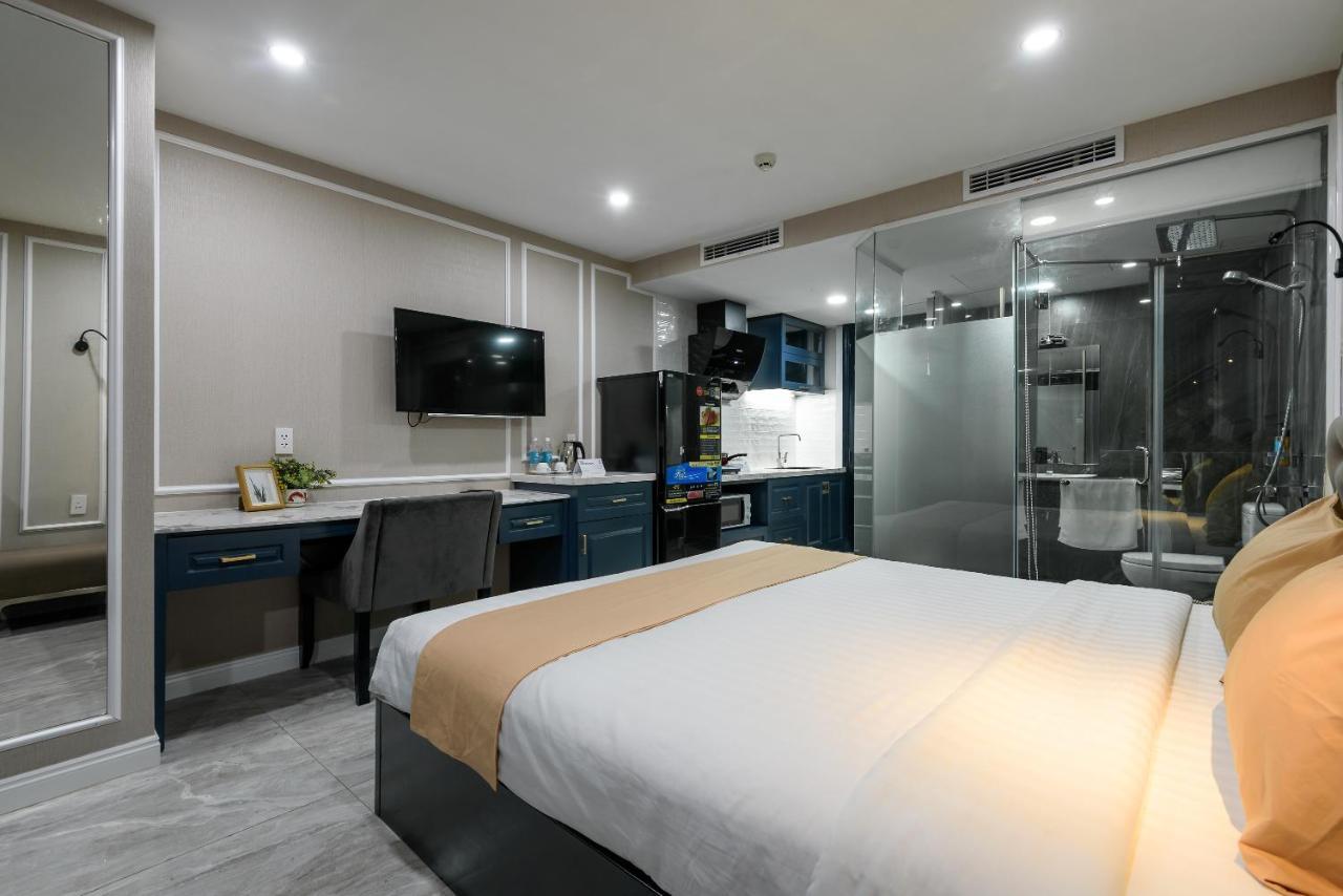 Cozrum Lux - The Arrivals Hotel Ho Chi Minh City Exterior photo